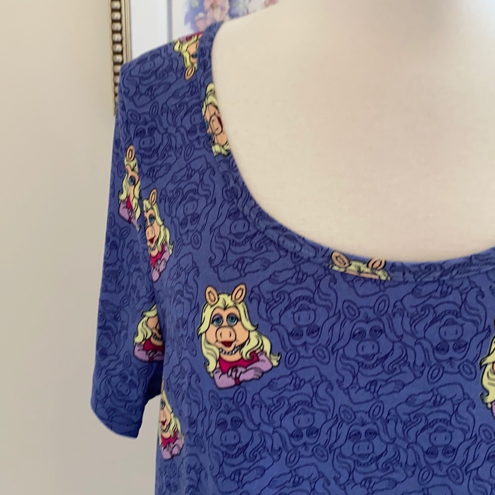• Lularoe Disney Classic Tee •